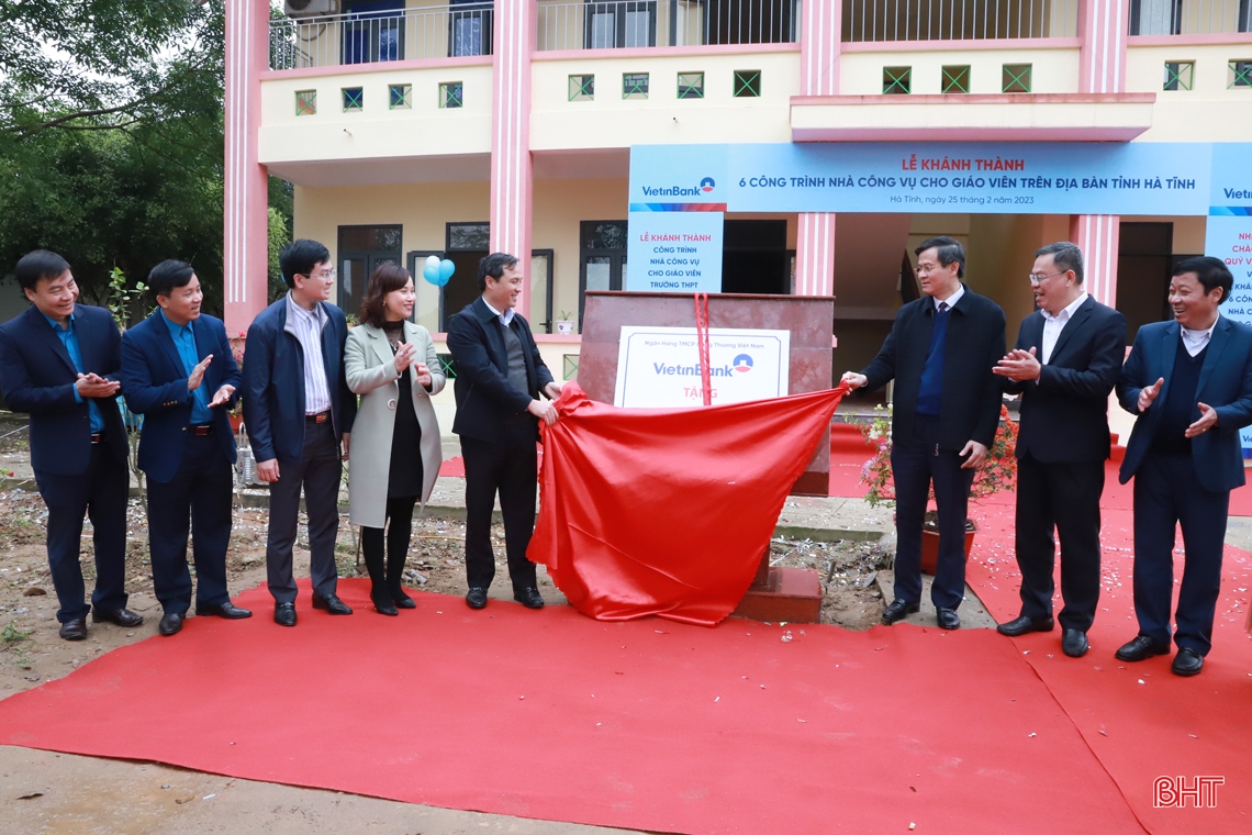 Khánh thành 6 nhà công vụ cho giáo viên các xã vùng khó khăn ở Hà Tĩnh