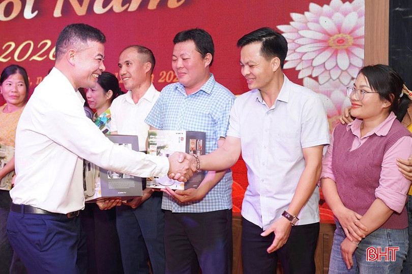 Hội nghị người lao động của Công ty CP Sao Mai là dịp để đối thoại trực tiếp và gắn kết giữa người lao động với chủ sử dụng lao động.