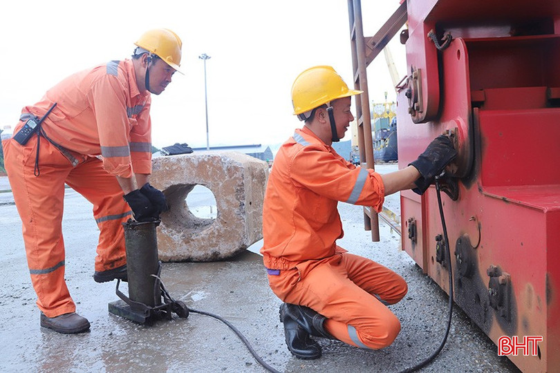 Cùng với đẩy mạnh phong trào thi đua lao động, sản xuất, các doanh nghiệp ở Khu kinh tế Vũng Áng đã xây dựng kế hoạch chăm lo tết chu đáo cho người lao động.