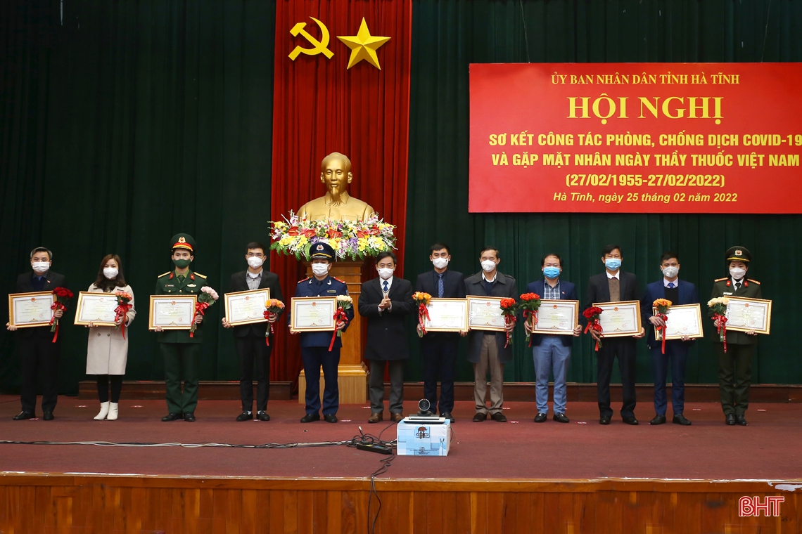 Cả hệ thống chính trị Hà Tĩnh tập trung cao, linh hoạt, sáng tạo hơn nữa trong phòng, chống dịch COVID-19