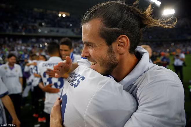 real len dinh liga sau nua thap ki ronaldo zidane vo oa