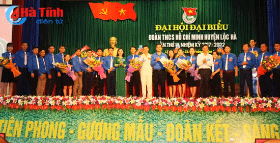 tuoi tre gop suc dua loc ha som thanh do thi du lich ven bien