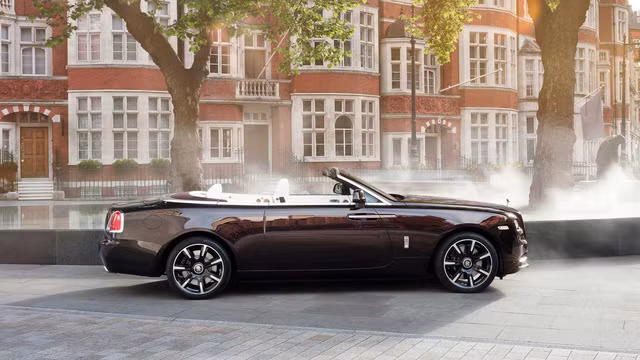 lam quen voi chiec rolls royce dawn dac biet nhat the gioi