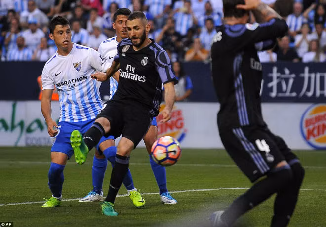 real len dinh liga sau nua thap ki ronaldo zidane vo oa