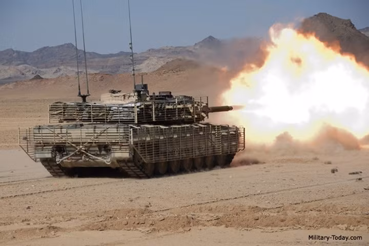 Xe tăng chủ lực Leopard 2A6 của Đức uy lực hàng đầu thế giới