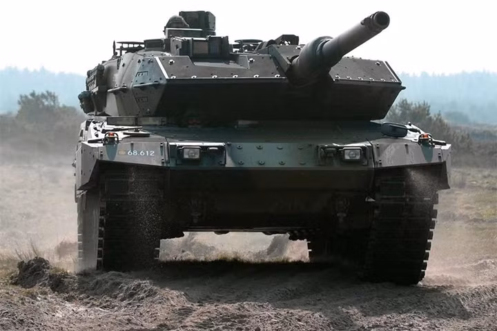 Xe tăng chủ lực Leopard 2A6 của Đức uy lực hàng đầu thế giới