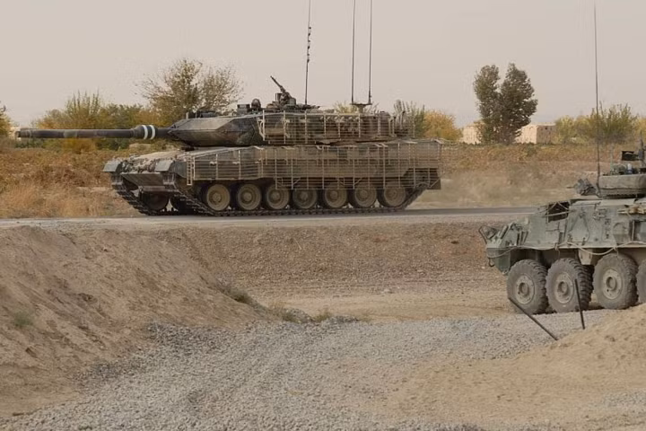 Xe tăng chủ lực Leopard 2A6 của Đức uy lực hàng đầu thế giới