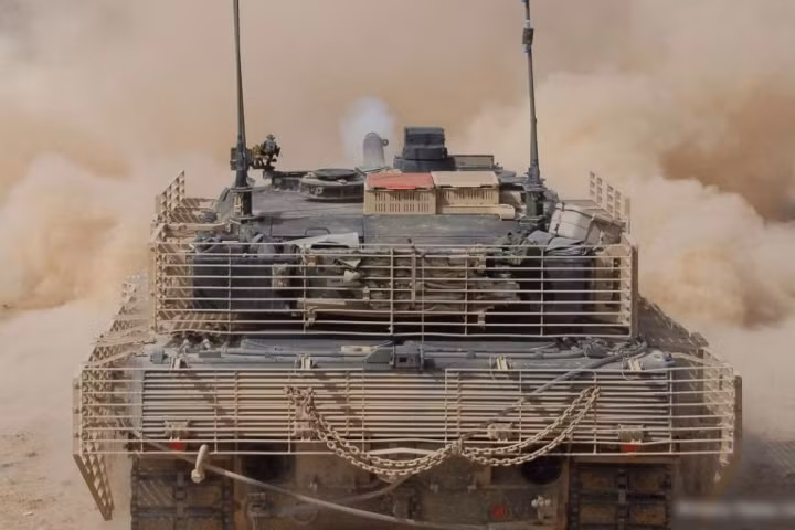 Xe tăng chủ lực Leopard 2A6 của Đức uy lực hàng đầu thế giới