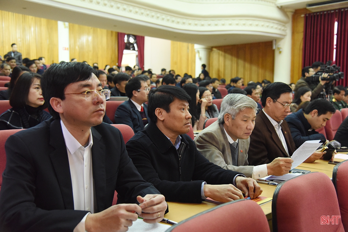 Triển khai Nghị quyết Đại hội Đảng bộ tỉnh gắn với Chương trình hành động thực hiện Nghị quyết Đại hội XIII của Đảng