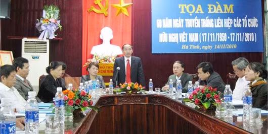 Phó Chủ tịch UBND tỉnh Nguyễn Thiện phát biểu tại buổi tọa đàm