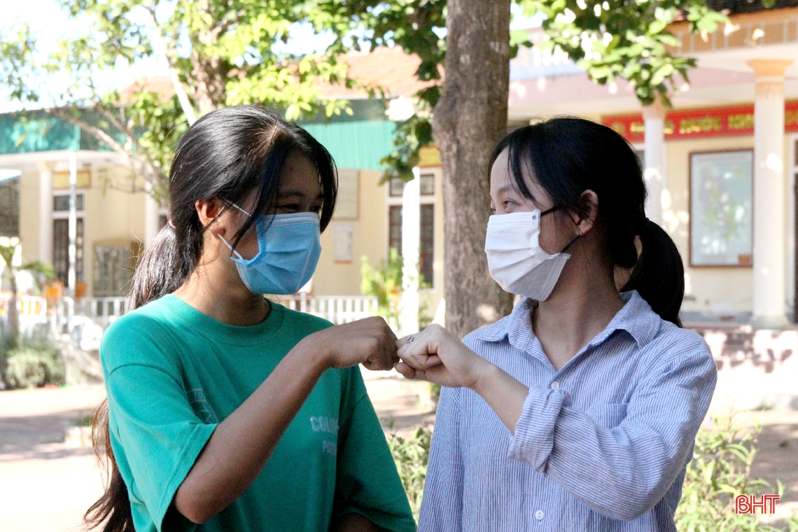 Kỳ thi đặc biệt với muôn người... giấu mặt