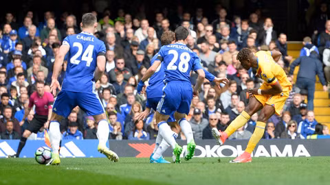dut mach bat bai chelsea bi tottenham rut ngan khoang cach