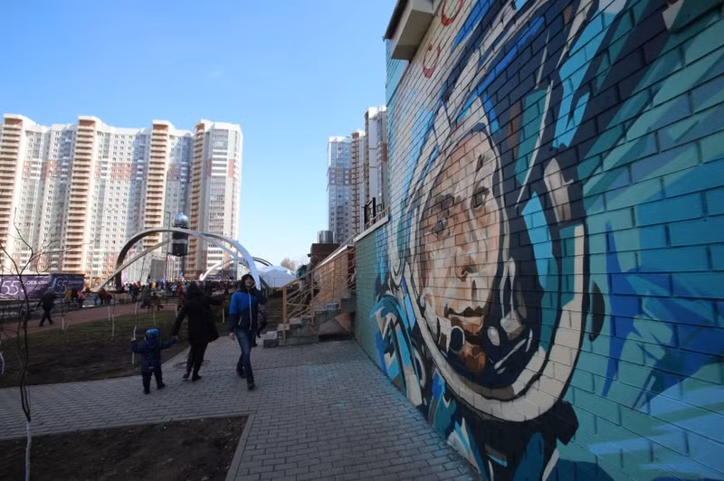 chiem nguong cac chinh khach va nhan vat noi tieng qua nghe thuat graffiti
