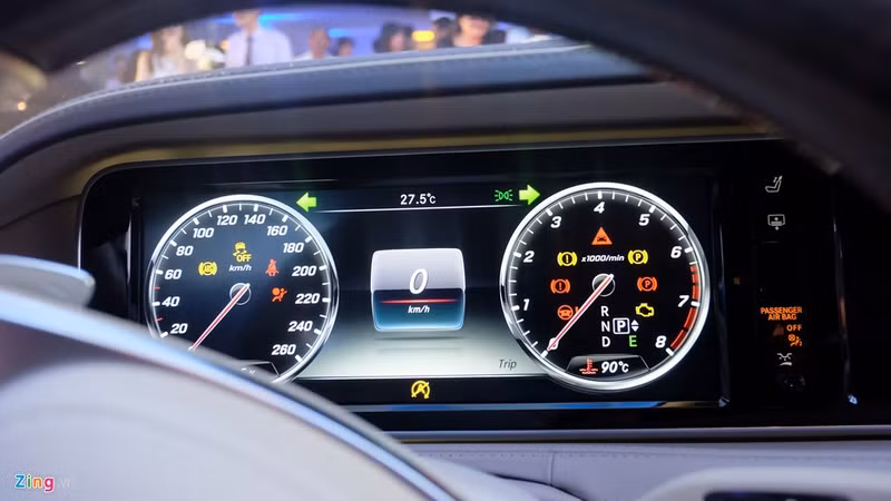 anh chi tiet mercedes maybach s400 gia 6 89 ty dong tai vn