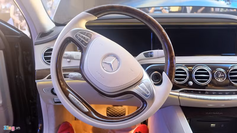 anh chi tiet mercedes maybach s400 gia 6 89 ty dong tai vn