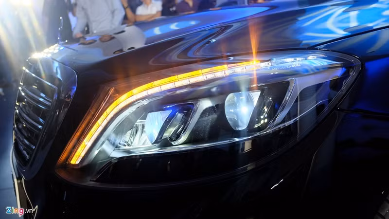 anh chi tiet mercedes maybach s400 gia 6 89 ty dong tai vn
