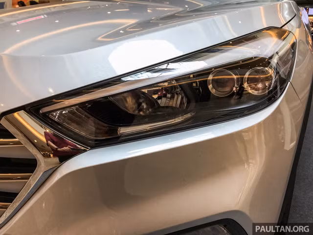 dien kien hyundai tucson turbo moi khac xe o viet nam