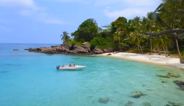 8 hon dao thien duong dep quen loi ve o viet nam