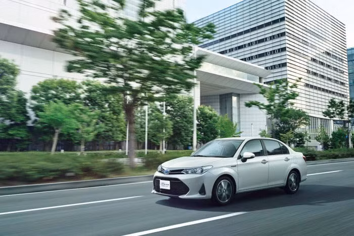 dan viet phat hon voi toyota corolla 2018 gia 300 trieu