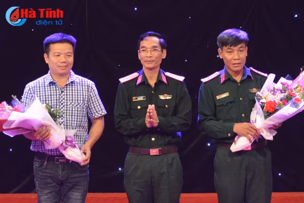 vinh danh 43 tac pham du lien hoan pt th ha tinh lan thu xxi