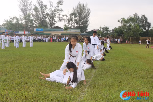 loc ha huong khe khai hoi td tt toan huyen