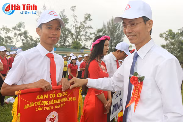 loc ha huong khe khai hoi td tt toan huyen