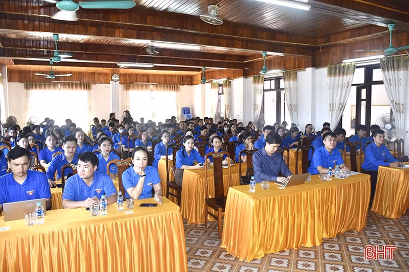 Trang bị kỹ năng, nghiệp vụ cho đoàn viên, cán bộ Đoàn trường học