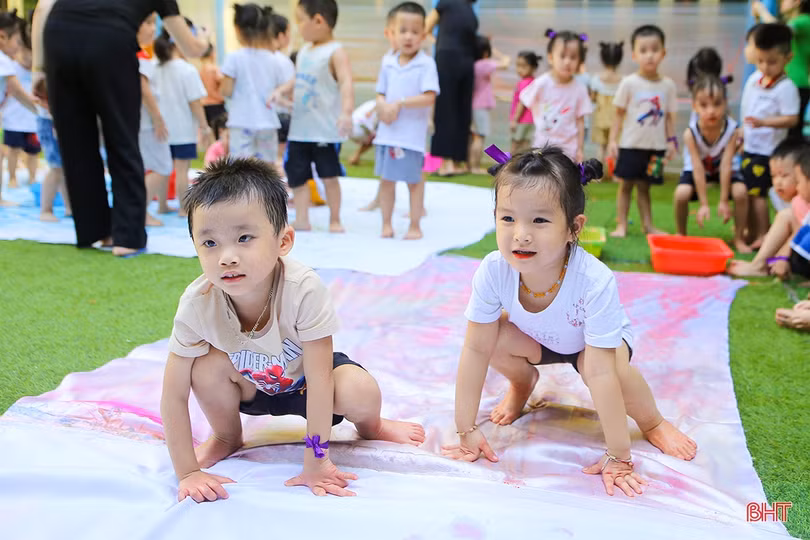 Vui hết cỡ với lễ hội Funny Colors của các bạn nhỏ Mầm non Trí Đức