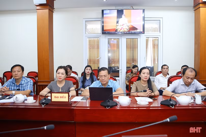Bàn giải pháp đẩy nhanh phục hồi, phát triển du lịch bền vững