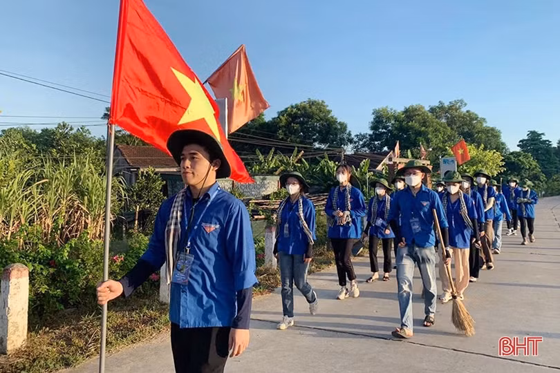 Mùa hè xanh” của các đội sinh viên tình nguyện ở Hà Tĩnh