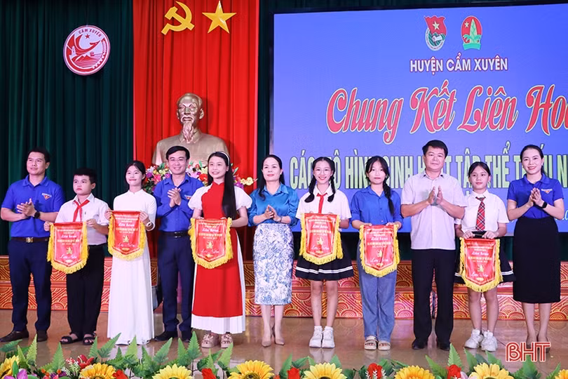 Chung kết sân chơi bổ ích cho thiếu nhi Cẩm Xuyên