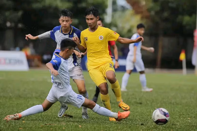 Tứ kết Giải Bóng đá U15 quốc gia: Thêm một lần Derby xứ Nghệ! 