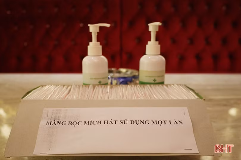 Các cơ sở karaoke tại Hà Tĩnh đón khách trong điều kiện phòng dịch COVID-19