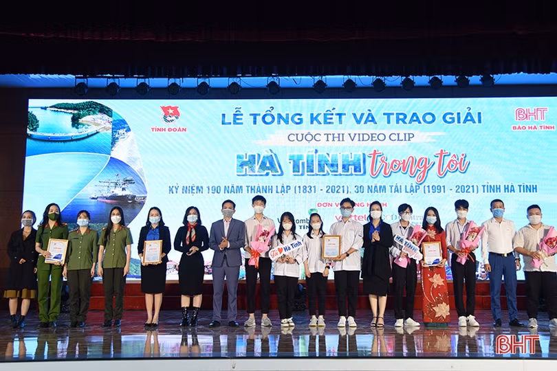 Trao giải 15 tác phẩm xuất sắc Cuộc thi video clip “Hà Tĩnh trong tôi”