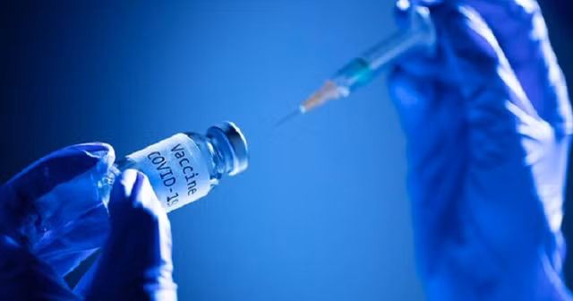 Tiêm mũi 2 vaccine COVID-19: Bị sốc mũi 1 có nên tiêm tiếp?