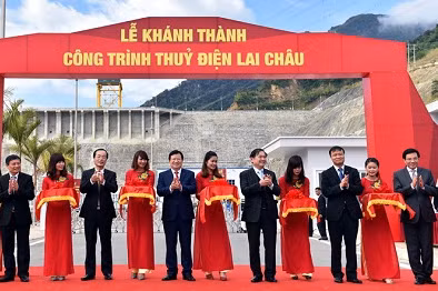 khanh thanh thuy dien lai chau truoc thoi han mot nam