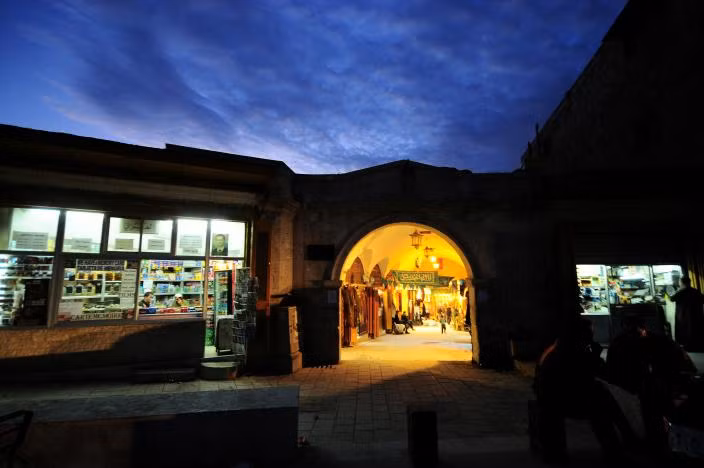 photo xot xa thanh pho co aleppo ngay ay bay gio