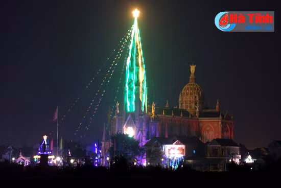 lung linh sac mau giang sinh cua giao dan ha tinh