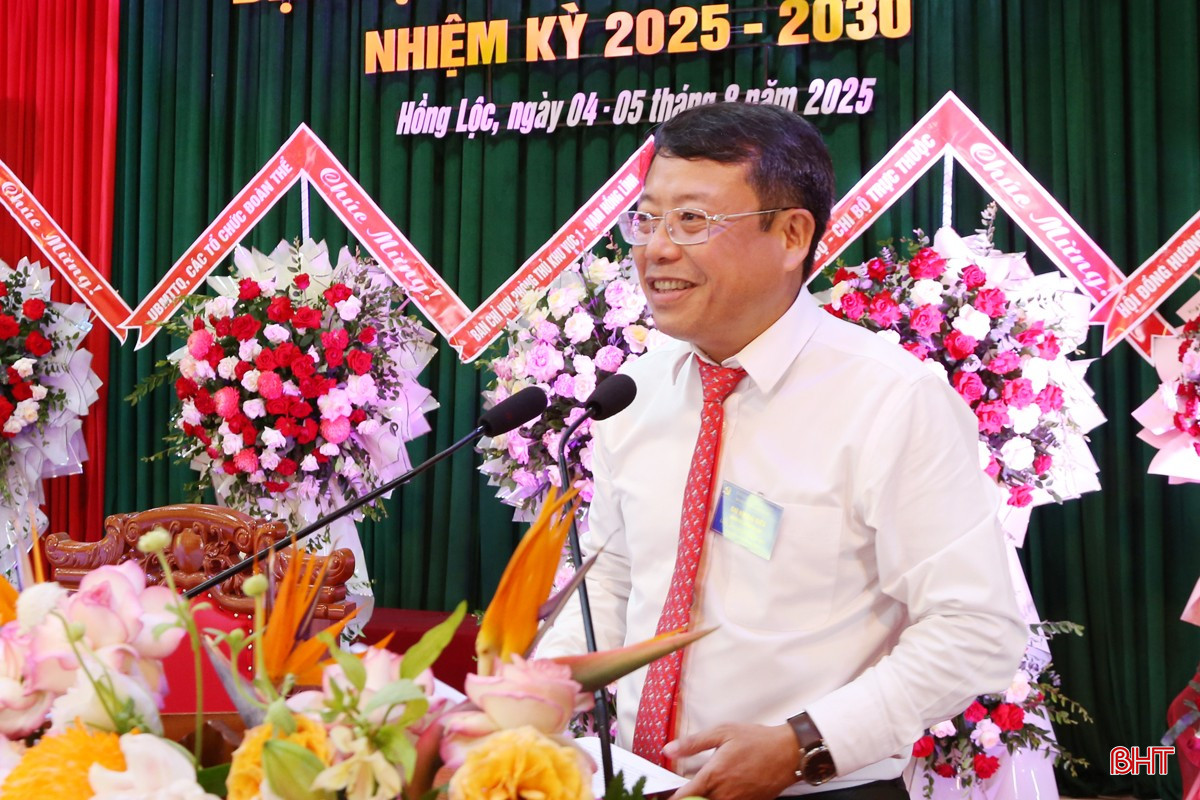 Phó Chủ tịch UBND tỉnh Dương Tất Thắng phát biểu chỉ đạo đại hội.
