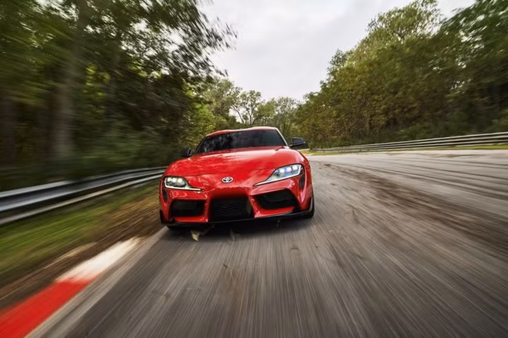 Chiêm ngưỡng chiếc Toyota GR Supra mới