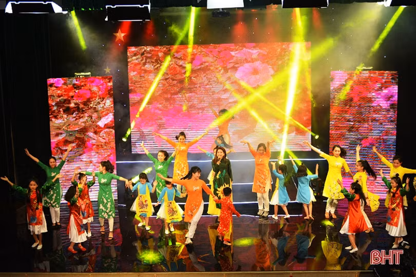 Ấn tượng chung kết Liên hoan Tiếng hát truyền hình Hà Tĩnh - Giải Sao Mai 2019
