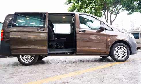 mercedes vito xe gia dinh gia 1 85 ty dong tai viet nam