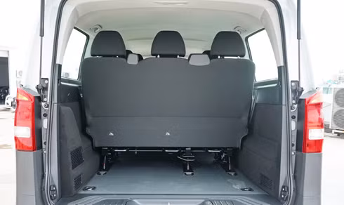 mercedes vito xe gia dinh gia 1 85 ty dong tai viet nam