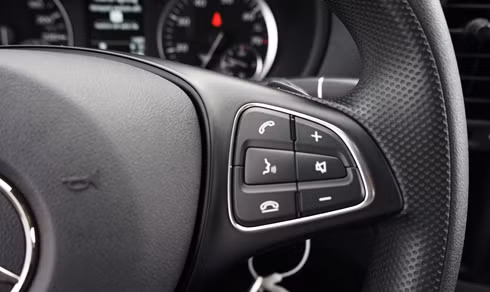 mercedes vito xe gia dinh gia 1 85 ty dong tai viet nam