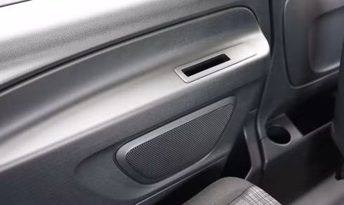 mercedes vito xe gia dinh gia 1 85 ty dong tai viet nam