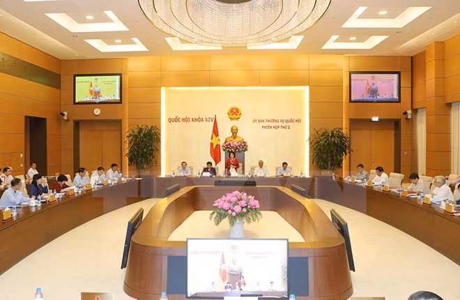 Nhiều ý kiến tán thành nâng Pháp lệnh Công an xã lên thành Luật ảnh 1 nhieu y kien tan thanh nang phap lenh cong an xa len thanh luat