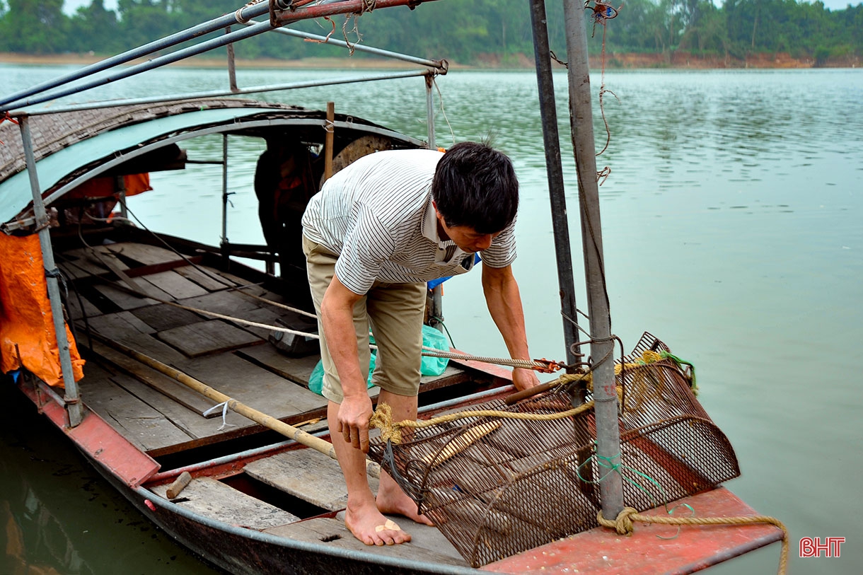 Về làng chao hến bên bờ sông La