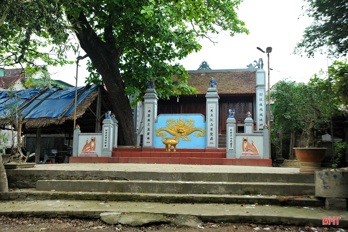 Về làng chao hến bên bờ sông La