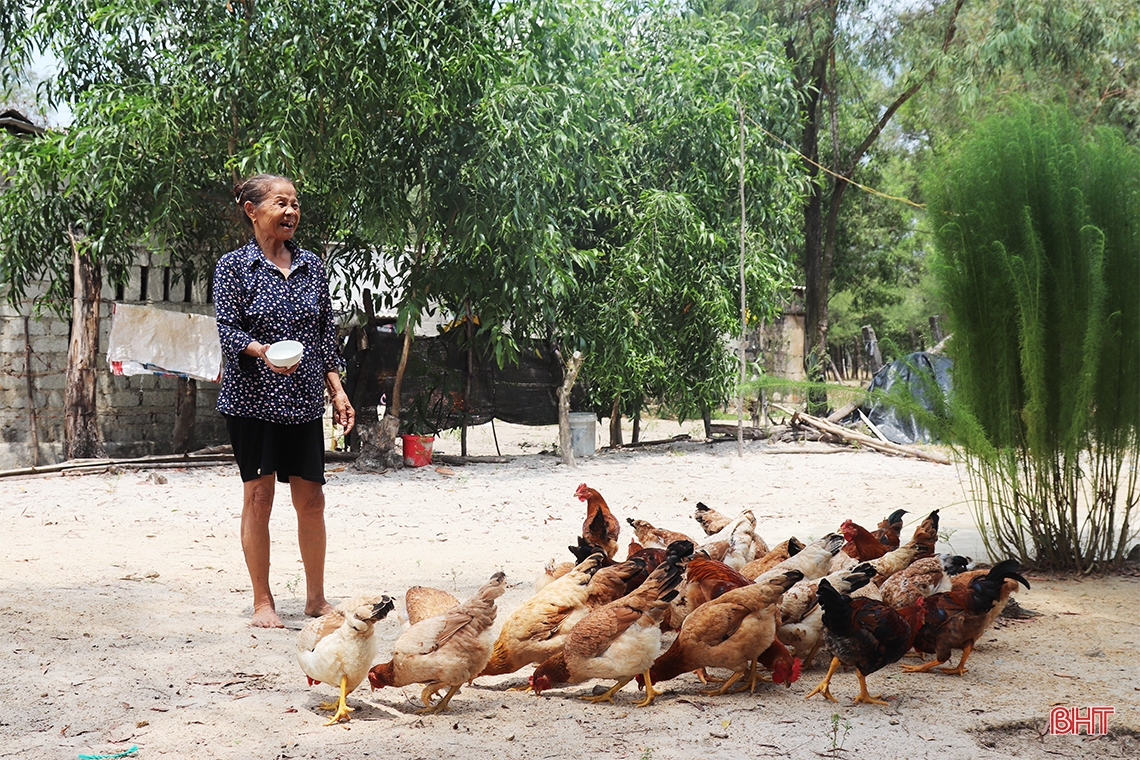 Người dân Hà Tĩnh sống “mòn mỏi” bên mỏ sắt Thạch Khê