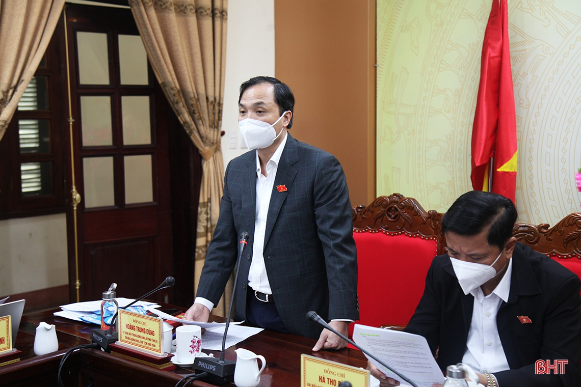 Đoàn ĐBQH Hà Tĩnh tích cực đóng góp vì sự phục hồi và phát triển đất nước